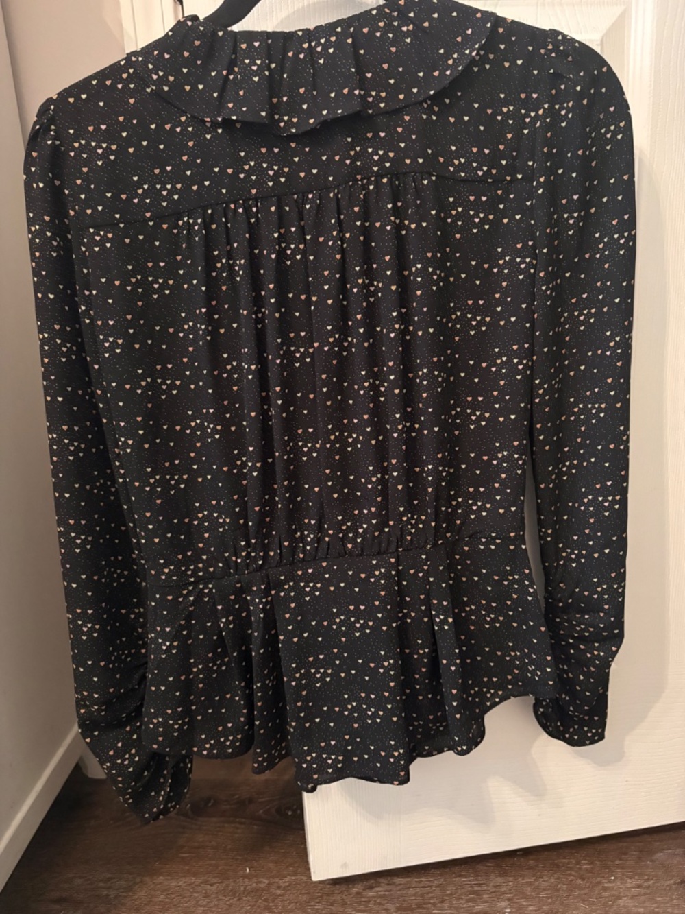 Cabi - Picture 5 of 5